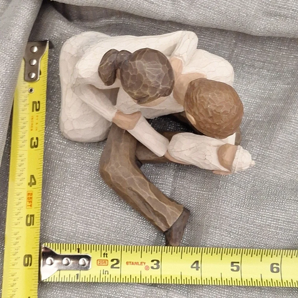 Willow Tree New Life Figurine Father Mother Newborn Baby Folk Art Shower Gift
